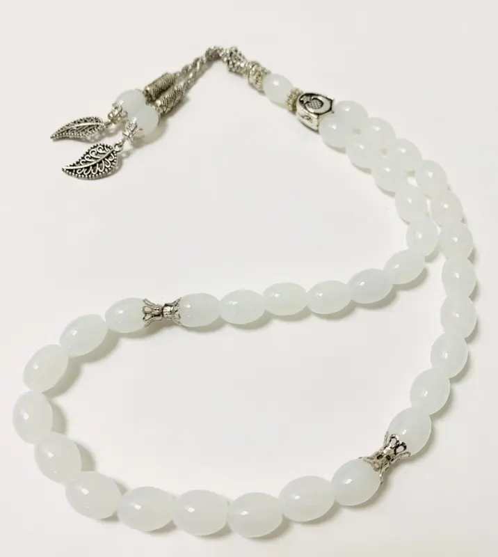 Droppformat glas Tasbih med silverdetaljer, 33 pärlor