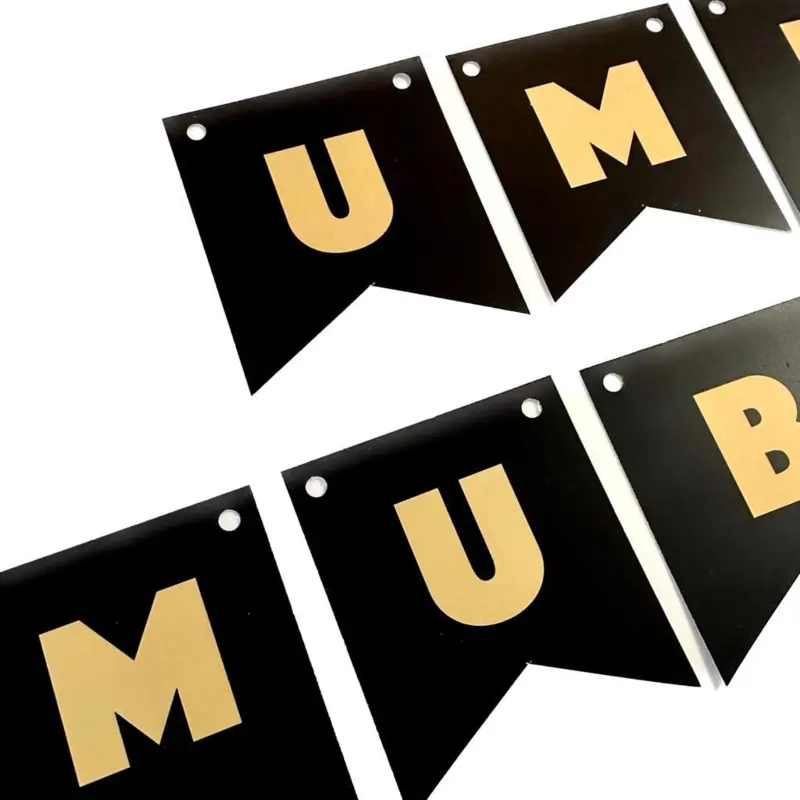 Umrah Mubarak banner i klassisk sort