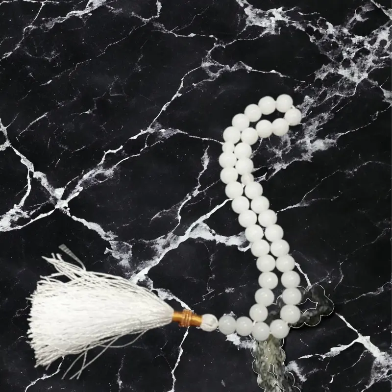 Stilvolle weiße Stein-Tasbih mit 33 Perlen