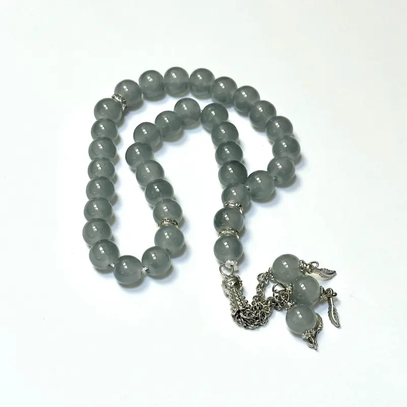 Klassisk pärltasbih med silverdetaljer, 33 pärlor (7 färger)